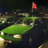Une Golf