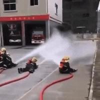 Pompiers en herbe