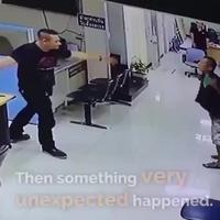 Pendant ce temps là dans un commissariat de Thaïlande 