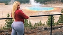 On attend le prochain dégazage du geyser...