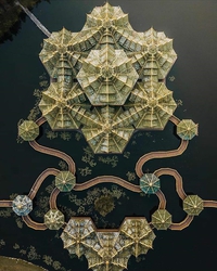 Pendant ce temps, en Thaïlande