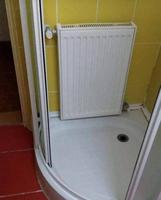douche avec sèche-personne intégré