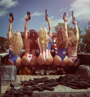 Des armes, probablement anglo-saxonnes...