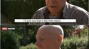 Un homme qui parle du cœur