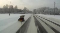 Bouée tractée dans la neige