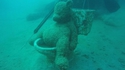 Pendant ce temps, au fond de la mer