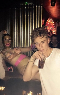 i'm sexy and i know it - 4