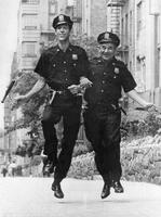 On est gais dans la police new-yorkaise