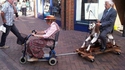 Les weekend avec papy et mamie sont de plus en plus bizarres