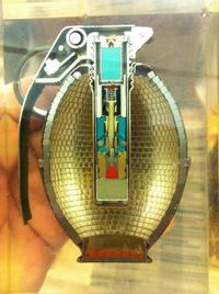 L'intérieur d'une grenade