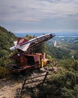 La légende dit : Missile Matra R422 et c'est supposé se passer entre 1953/1958...