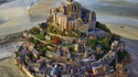 Vue du Mont-Saint-Michel à marée basse