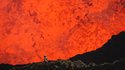 Descente dans un volcan actif