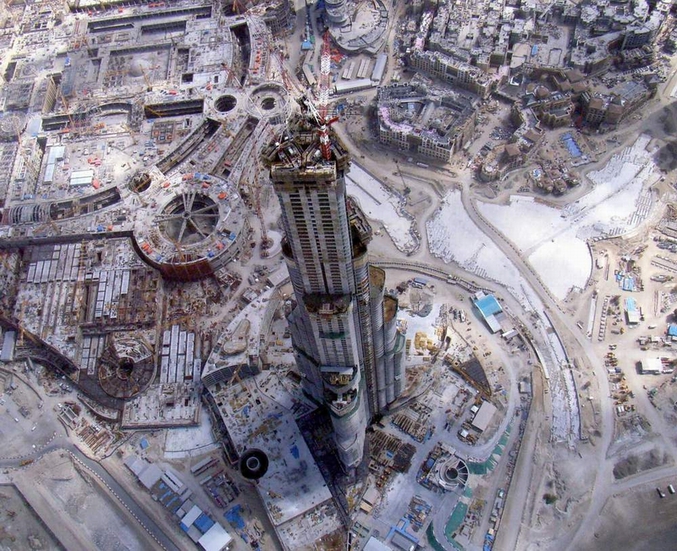 Dubaï en construction.