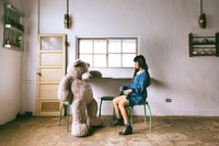 Peut-être qu'elle a ses ours ?