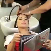 Coiffeur à cran