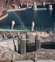 Le barrage Hoover en 1983 et en 2021
