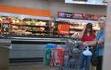 Nouvelle balayeuse en supermarché