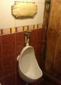 Urinoir pour gens bourrés