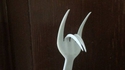 Recycler une fourchette plastique