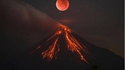 Le volcan a rendez-vous avec la Lune...