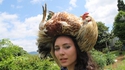 Coiffe à plumes