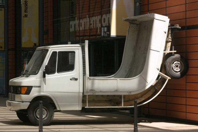 Un camion d'un drôle de forme