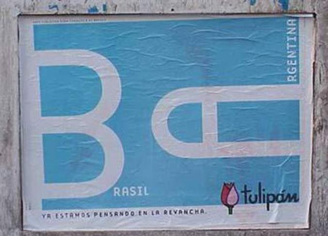 Une pub argentine pour des préservatifs. Elle prévient les brésiliens de ce qui va leur arriver au prochain match.