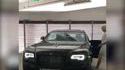 Voler le Spirit of Ecstasy d'une Rolls