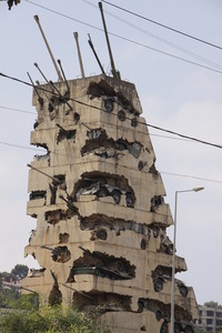 Des tanks dans du béton