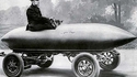 La Jamais contente, première voiture à avoir atteint les 100 km/h en 1899 