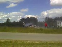 Des spectateurs d'un rallye qui ont eu chaud
