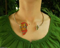 Collier en vogue