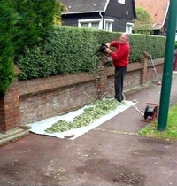 Kan Jean-Raoul se prépare un pétard maousse-costaud !