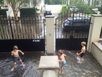 Quand t'as pas les moyen d'acheter une piscine...