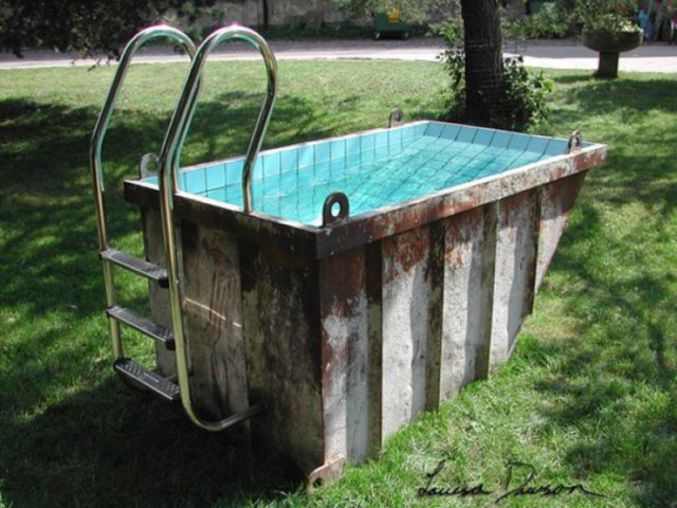 La piscine présidentielle.