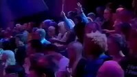 Une performance de Cat Deeley