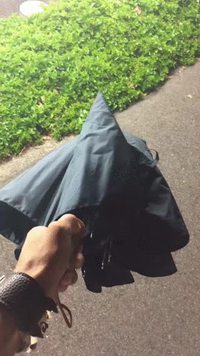 PARA-PLUIE !