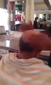 Un petit massage du crâne ?