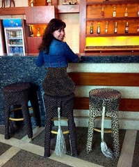 Jupe assortie au tabouret