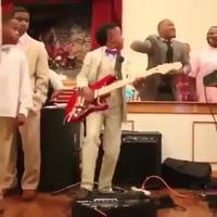 Pendant ce temps là à l’église .