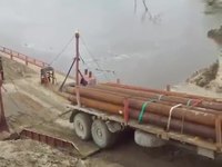 Petite manœuvre compliquée avec un camion