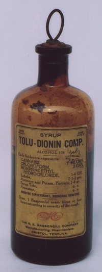 Le sirop pour la toux Tolu-Dionin