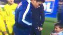 Thiago Silva donne sa veste à un enfant frigorifié