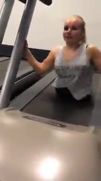 Hey Robert, t'as rangé où le papier de verre ?