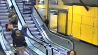 Les escalators et les valises
