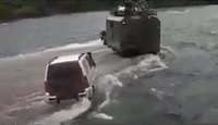 Traversée d'une rivière en Russie