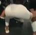 Une petite dance acrobatique 