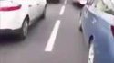 En hoverboard sur l'autoroute