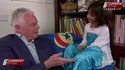 Les pieds géants d'une petite fille de 5 ans
